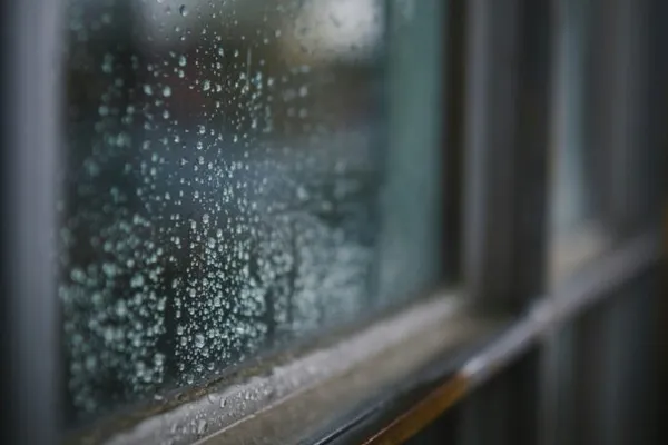 Understanding window condensation: a guide to double glazing