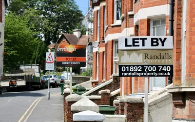 5 reasons letting agents trust Rapide Frame Supplies for rental repairs